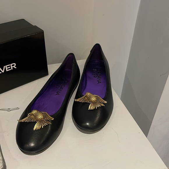 NWOT Jordana Silver Ballet Flats - size 6.5 - Picture 2 of 11